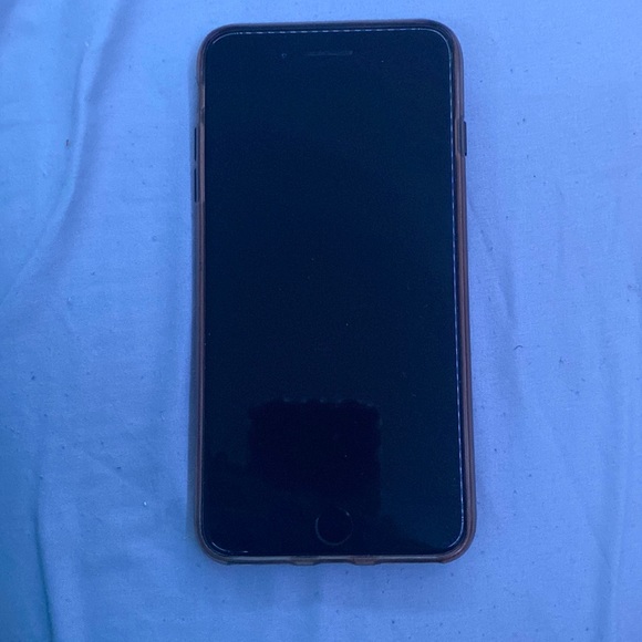 Black iPhone 7Plus.